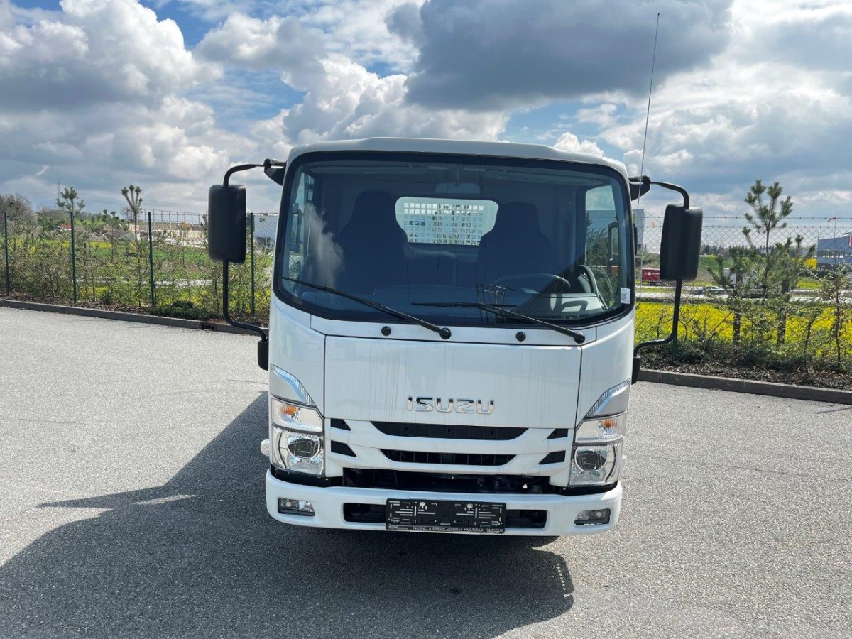 Komunální vozidlo ISUZU M21 TT