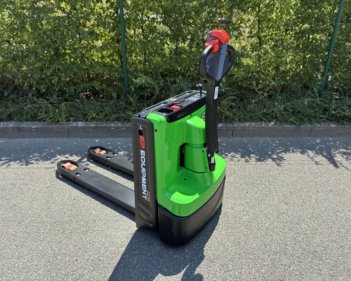 Elektrický nízkozdvižný vozík EP WAL20 PRO; 24V/100Ah (Li)