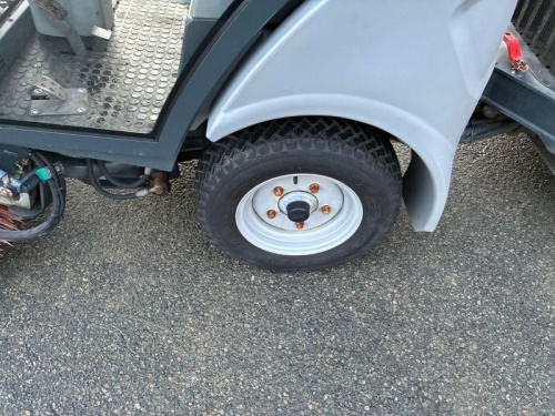 Víceúčelový komunální stroj HAKO CITYMASTER 600