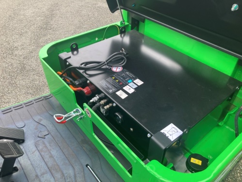 Čelní vysokozdvižný vozík EP EFL181; 48V/150Ah