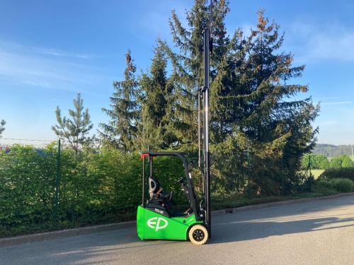 Čelní vysokozdvižný vozík EP TCL 101 80V/100Ah