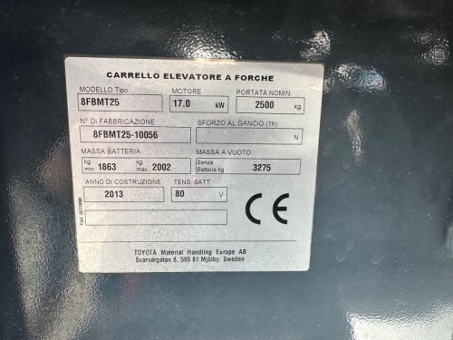 Čelní vysokozdvižný vozík TOYOTA 8FBMT25