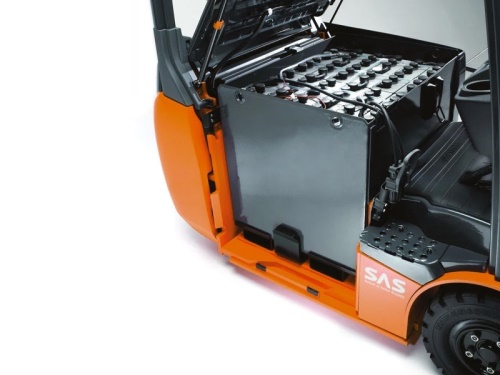 Toyota Traigo 48 8FBEK16T Pb