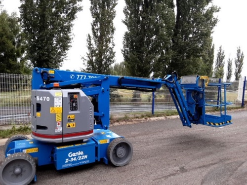 Vysokozdvižná pracovní plošina GENIE Z34-22N