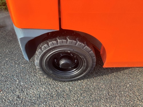 Čelní vysokozdvižný vozík TOYOTA 8FGF18