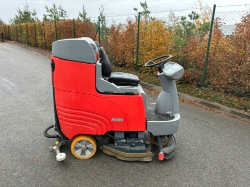 Čisticí stroj HAKO B 115 R