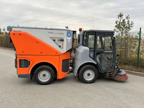 Víceúčelový komunální stroj HAKO Citymaster 1650 Comfort