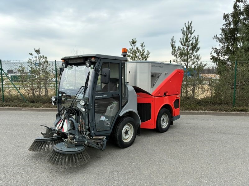 Víceúčelový komunální stroj HAKO 1600 Citymaster