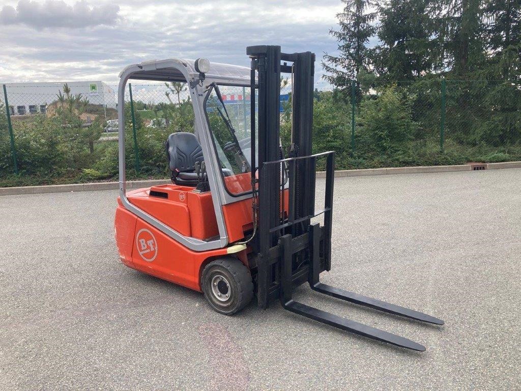 Čelní spalovací vysokozdvižný vozík BT C3E 150