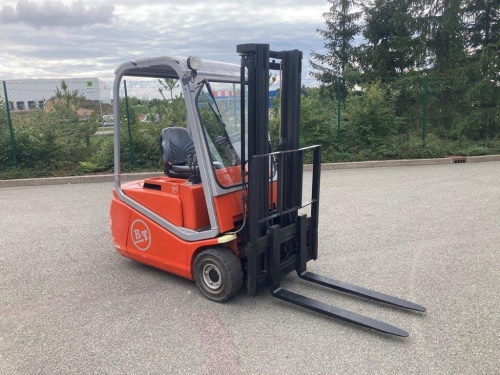Čelní spalovací vysokozdvižný vozík BT C3E 150