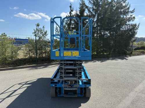 Vysokozdvižná pracovní plošina GENIE GS 3246