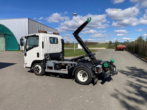 ISUZU M 21 Th