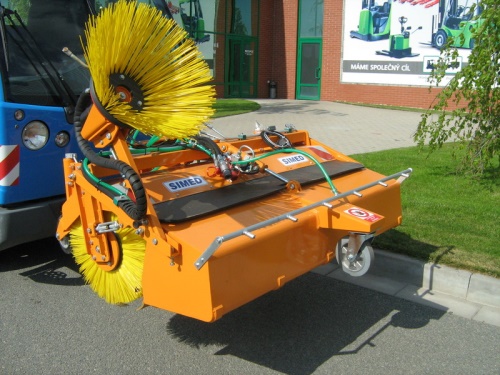 Silniční zametač MZS 145 K