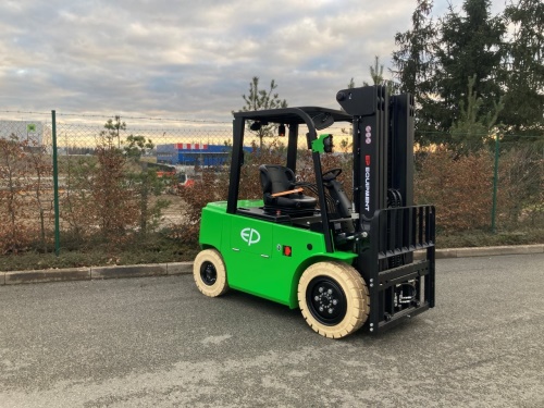 Čelní vysokozdvižný vozík EFL302X4; 80V/200Ah