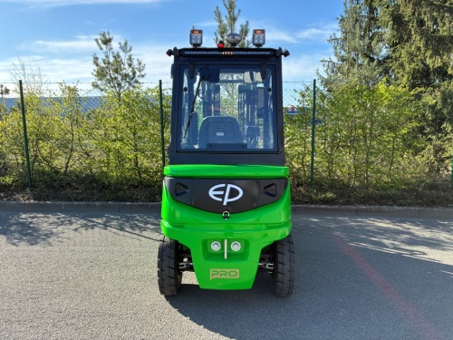 Čelní vysokozdvižný vozík EP EFL35 PRO; 80V/560Ah