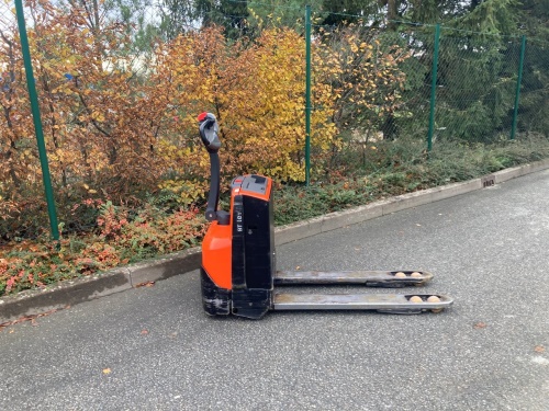 Elektrický nízkozdvižný vozík BT LWE 140