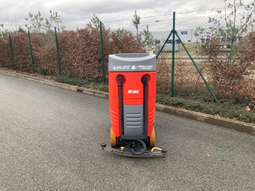 Čisticí stroj HAKOMATIC B 750 R