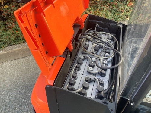 Elektrický nízkozdvižný vozík BT SWE 140