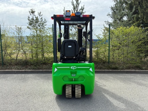 Čelní vysokozdvižný vozík EP TVL202; 80V/230Ah