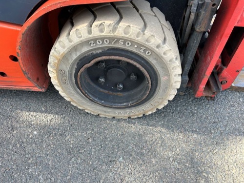 Čelní vysokozdvižný vozík TOYOTA 8FBMK20T