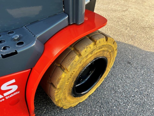 Čelní vysokozdvižný vozík TOYOTA 8FBM20T