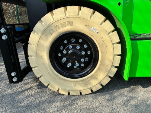 Čelní vysokozdvižný vozík EP EFL183; 80V/150Ah