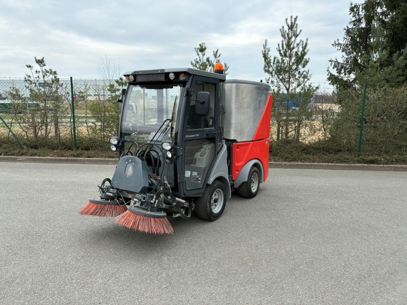 Víceúčelový komunální stroj HAKO CITYMASTER 600