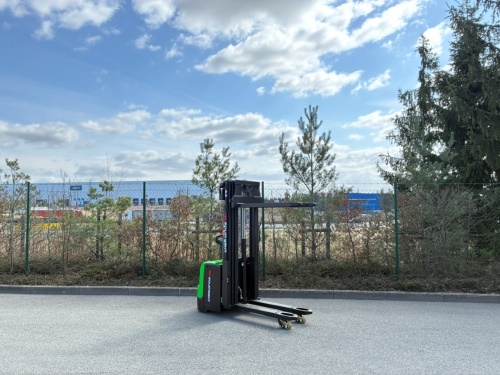 Elektrický vysokozdvižný vozík EP WSi161; 24V/100Ah (Li)