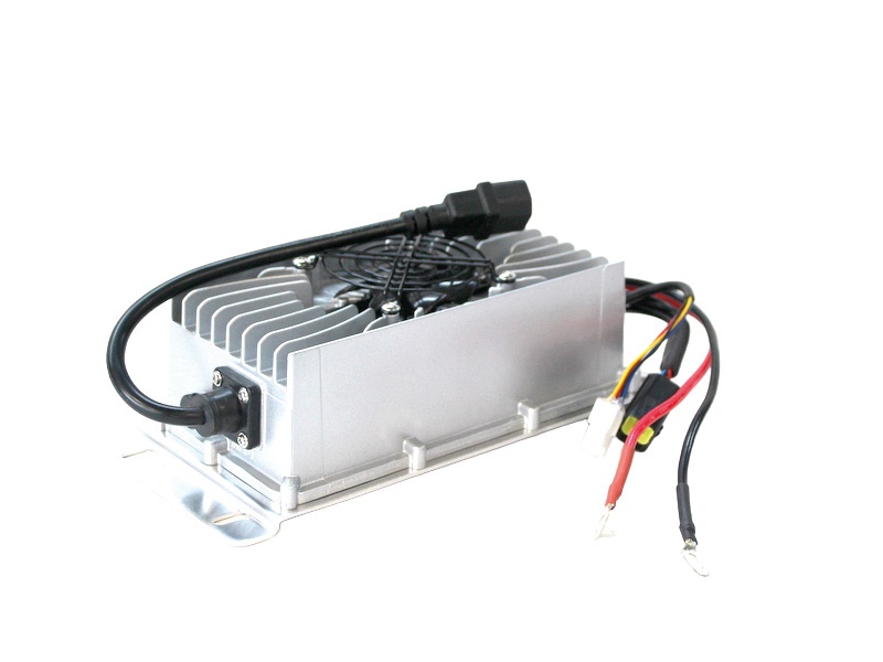 nabíječ integrovaný PVE