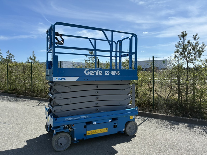 Vysokozdvižná pracovní plošina GENIE GS 4046