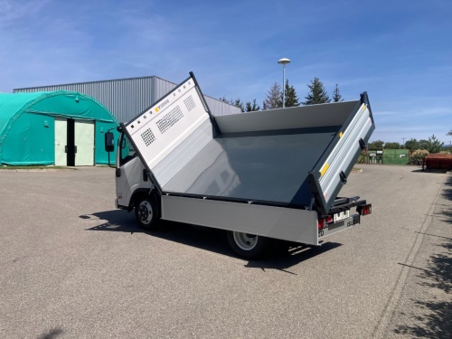 ISUZU M 21 T