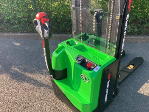 Elektrický vysokozdvižný vozík EP WSA161 24V/100Ah (Li)