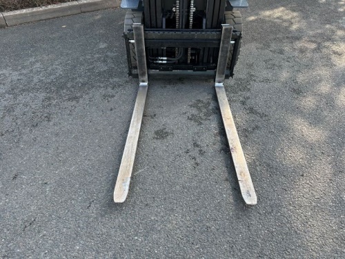 Čelní vysokozdvižný vozík TOYOTA 02-8FGF18