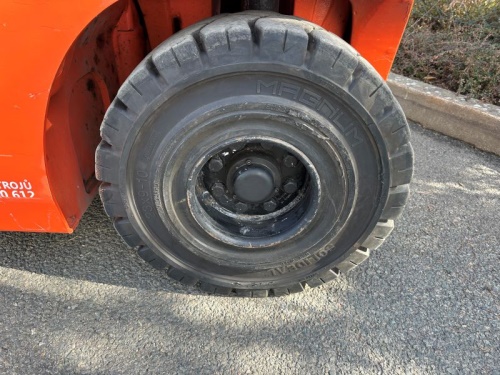 Čelní vysokozdvižný vozík TOYOTA 8FBMT45