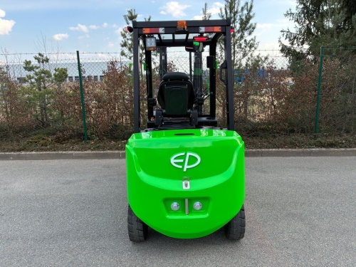 Čelní vysokozdvižný vozík EP EFL252X5; 80V/280Ah (560Ah)