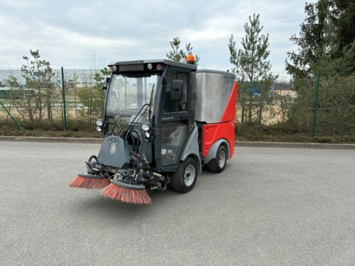 Víceúčelový komunální stroj HAKO CITYMASTER 600