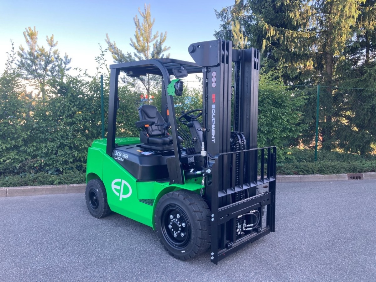Čelní vysokozdvižný vozík EP EFL382X5; 80V/280Ah