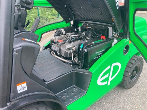 Čelní vysokozdvižný vozík EP CPCD35T8