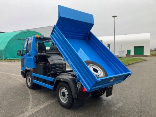 Nákladní vozidlo Multicar M27