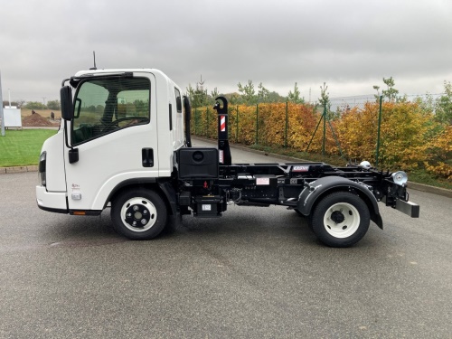 Komunální vozidlo ISUZU M21 TT 2.G KONT