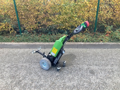 Tahač MOVEX T 1000