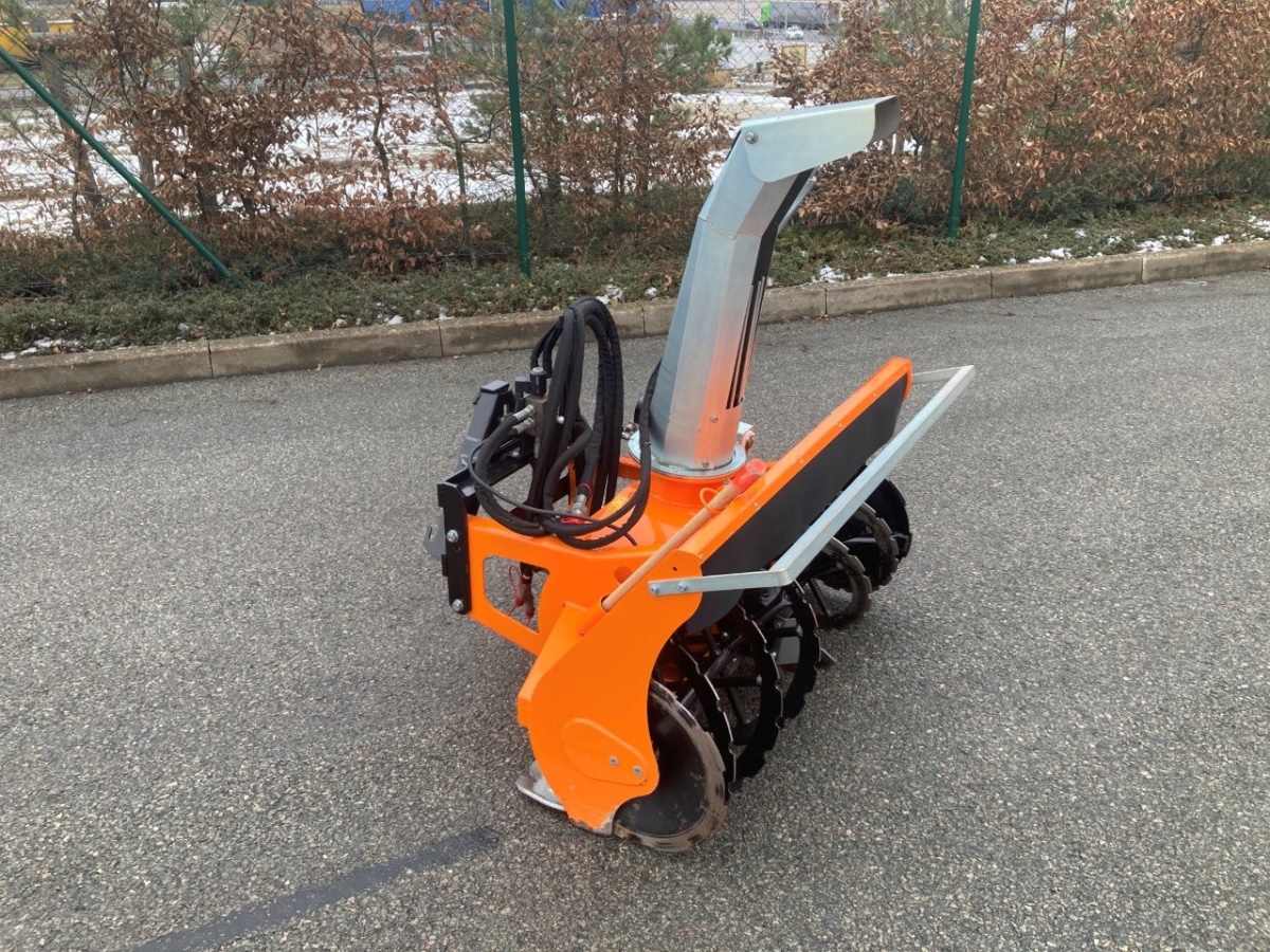 Sněhová fréza SHY 1100