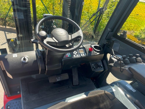 Čelní vysokozdvižný vozík Toyota 8FBMT35