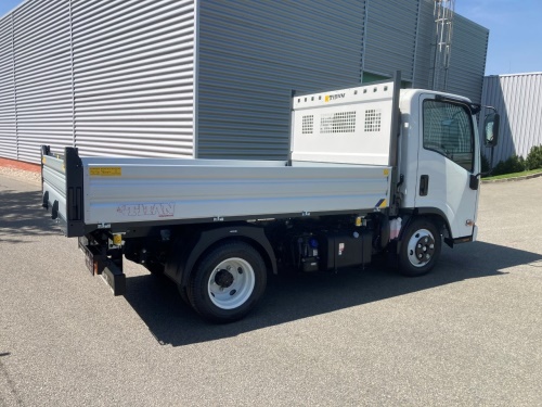 ISUZU M 21 T
