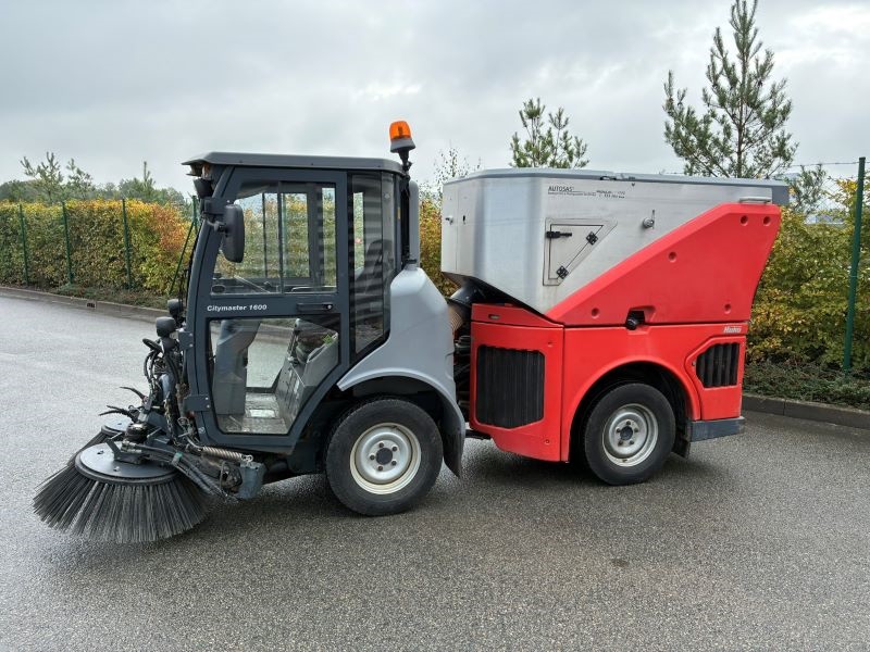 Víceúčelový komunální stroj HAKO 1600 Citymaster