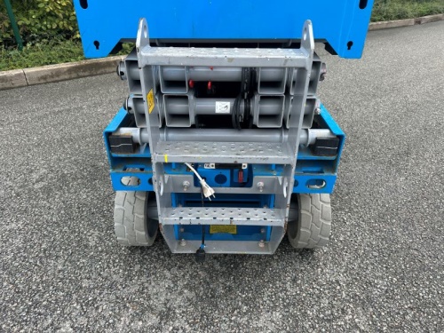 Vysokozdvižná pracovní plošina GENIE GS 1532