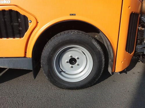 Víceúčelový komunální stroj HAKO 1600 Citymaster