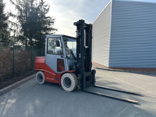 Čelní vysokozdvižný vozík CESAB ECO P60