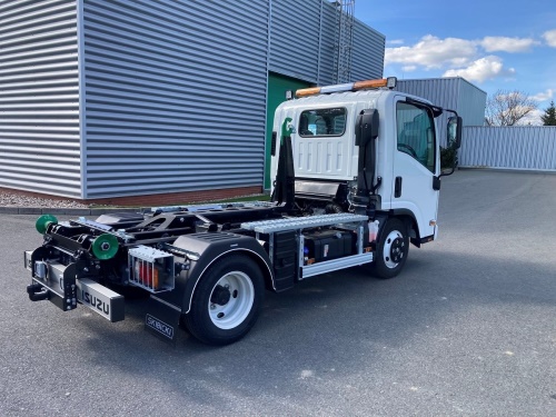 ISUZU M 21 Th