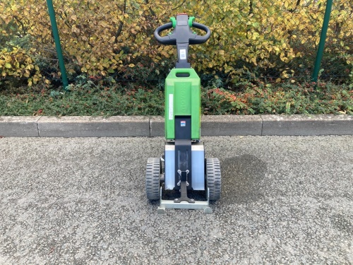 Tahač MOVEX T 1000
